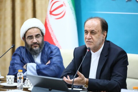 نشست استاندار همدان با جمعی از هیأت‌های مذهبی استان