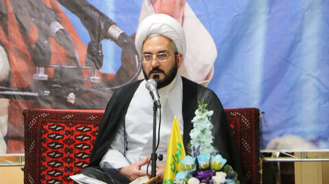 تصاویر/ برگزاری محفل انس با قرآن در مدرسه علمیه امام صادق علیه‌السلام پاکدشت