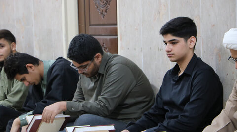 تصاویر/ برگزاری محفل انس با قرآن در مدرسه علمیه امام صادق علیه‌السلام پاکدشت