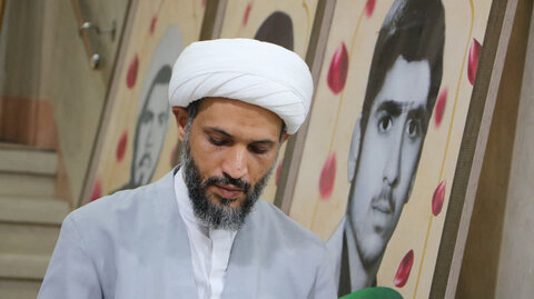 تصاویر/ برگزاری محفل انس با قرآن در مدرسه علمیه امام صادق علیه‌السلام پاکدشت