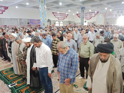 تصاویر/ نمازعبادی سیاسی جمعه کاشان