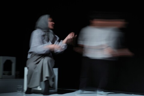 تصاویر/ آغاز اجرای نمایش «قرار» در قم با محوریت شهدای غواص دفاع مقدس