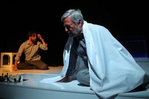 تصاویر/ آغاز اجرای نمایش «قرار» در قم با محوریت شهدای غواص دفاع مقدس