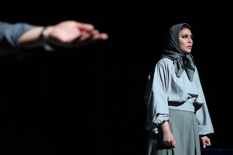 تصاویر/ آغاز اجرای نمایش «قرار» در قم با محوریت شهدای غواص دفاع مقدس