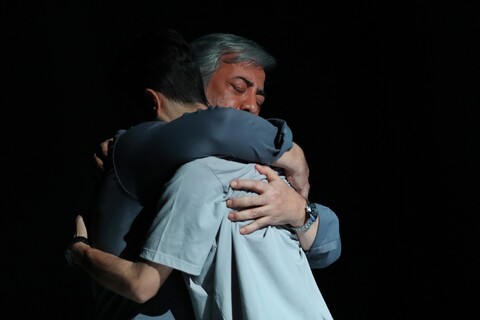 تصاویر/ آغاز اجرای نمایش «قرار» در قم با محوریت شهدای غواص دفاع مقدس