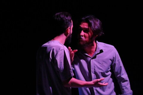 تصاویر/ آغاز اجرای نمایش «قرار» در قم با محوریت شهدای غواص دفاع مقدس