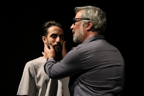 تصاویر/ آغاز اجرای نمایش «قرار» در قم با محوریت شهدای غواص دفاع مقدس