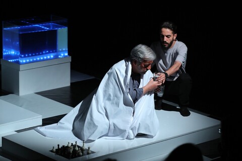 تصاویر/ آغاز اجرای نمایش «قرار» در قم با محوریت شهدای غواص دفاع مقدس