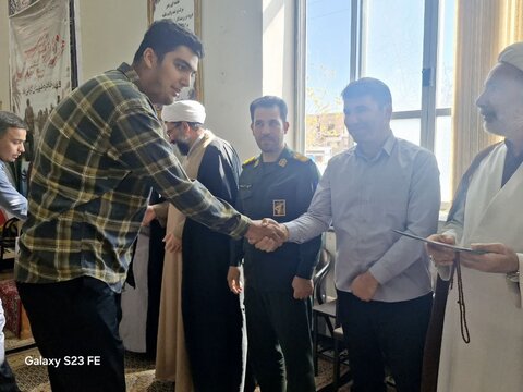 تصاویر/ اقامه نماز جمعه شهرستان پلدشت