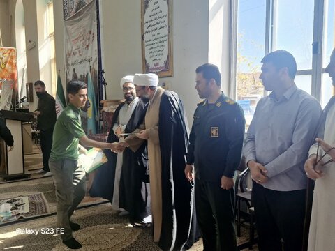 تصاویر/ اقامه نماز جمعه شهرستان پلدشت