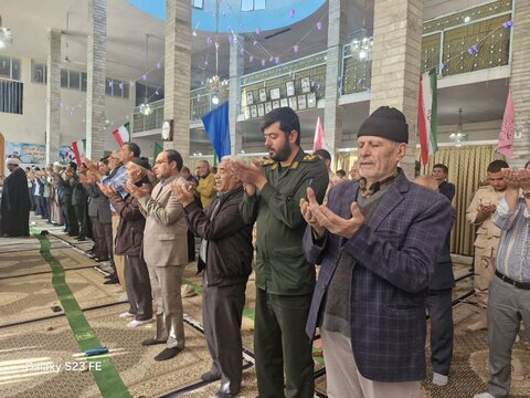 تصاویر/ اقامه نماز جمعه شهرستان پلدشت