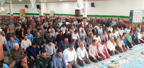 تصاویر/ نمازعبادی سیاسی جمعه آران وبیدگل