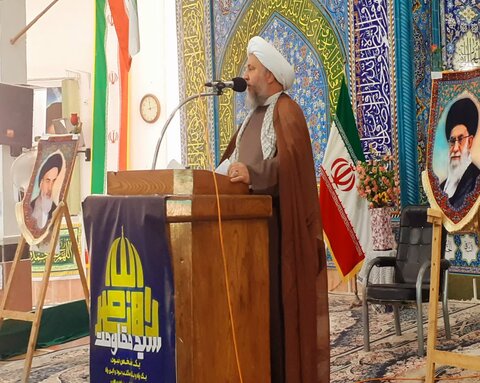 تصاویر/ نمازعبادی سیاسی جمعه آران وبیدگل