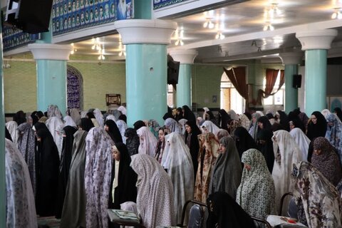 تصاویر/ اقامه نماز جمه شهرستان تکاب