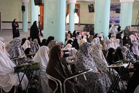 تصاویر/ اقامه نماز جمه شهرستان تکاب