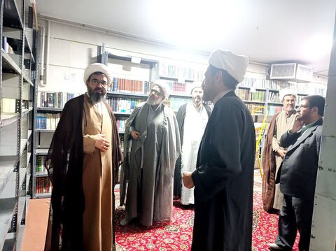 تصاویر آغاز سال تحصیلی مدرسه علمیه مهدیه الیگودرز