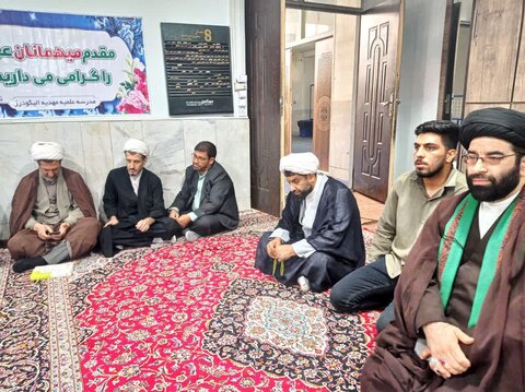 تصاویر آغاز سال تحصیلی مدرسه علمیه مهدیه الیگودرز