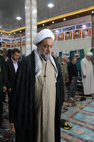 تصاویر/ اقامه نماز جمعه شهر کشاورز