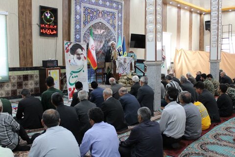 تصاویر/ اقامه نماز جمعه شهر کشاورز