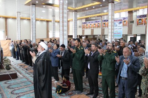 تصاویر/ اقامه نماز جمعه شهر کشاورز