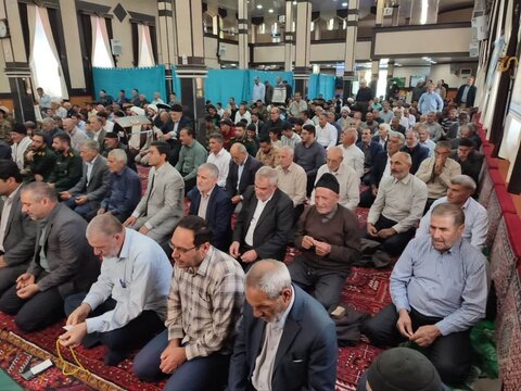 تصاویر/ اقامه نماز جمعه شهرستان چهاربرج