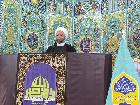 تصاویر/ اقامه نماز جمعه شهر بم