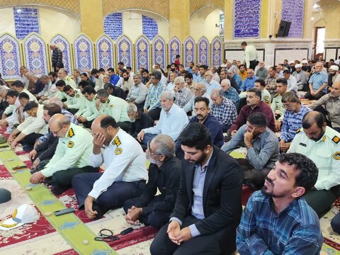 تصاویر/ اقامه نماز جمعه شهر بم