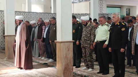 تصاویر/ اقامه نماز جمعه شهرستان باروق
