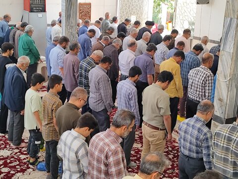 تصاویر/ نمازعبادی سیاسی جمعه قمصر