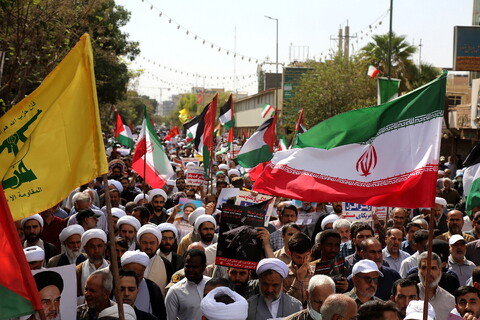 تصاویر/ راهپیمایی جمعه‌های خشم و نصر در شهر مقدّس قم