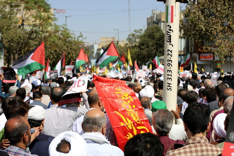 تصاویر/ راهپیمایی جمعه‌های خشم و نصر در شهر مقدّس قم