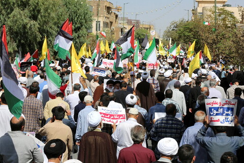 تصاویر/ راهپیمایی جمعه‌های خشم و نصر در شهر مقدّس قم