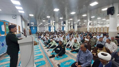 نمازجمعه امروز شهر جم به روایت تصویر