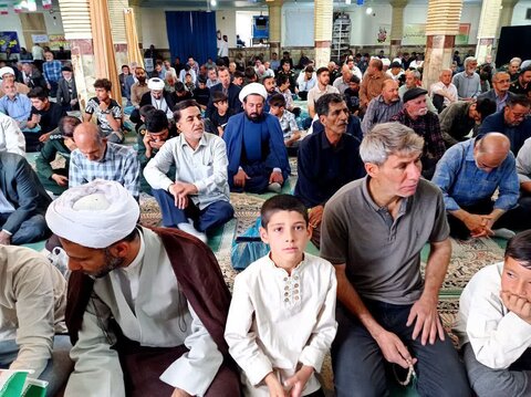 تصاویر اقامه نماز جمعه الیگودرز