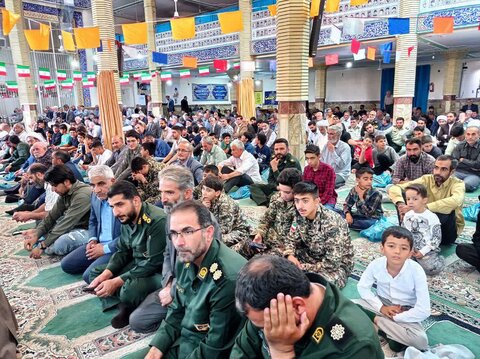 تصاویر اقامه نماز جمعه الیگودرز