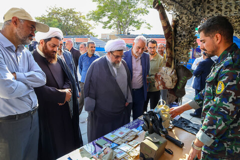 تصاویر/  نمایشگاه توانمندی‌های دفاعی، امنیتی و فرهنگی در سنگ فرش مصلا تبریز