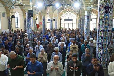 ادامه تصاویر نمازجمعه ماهان