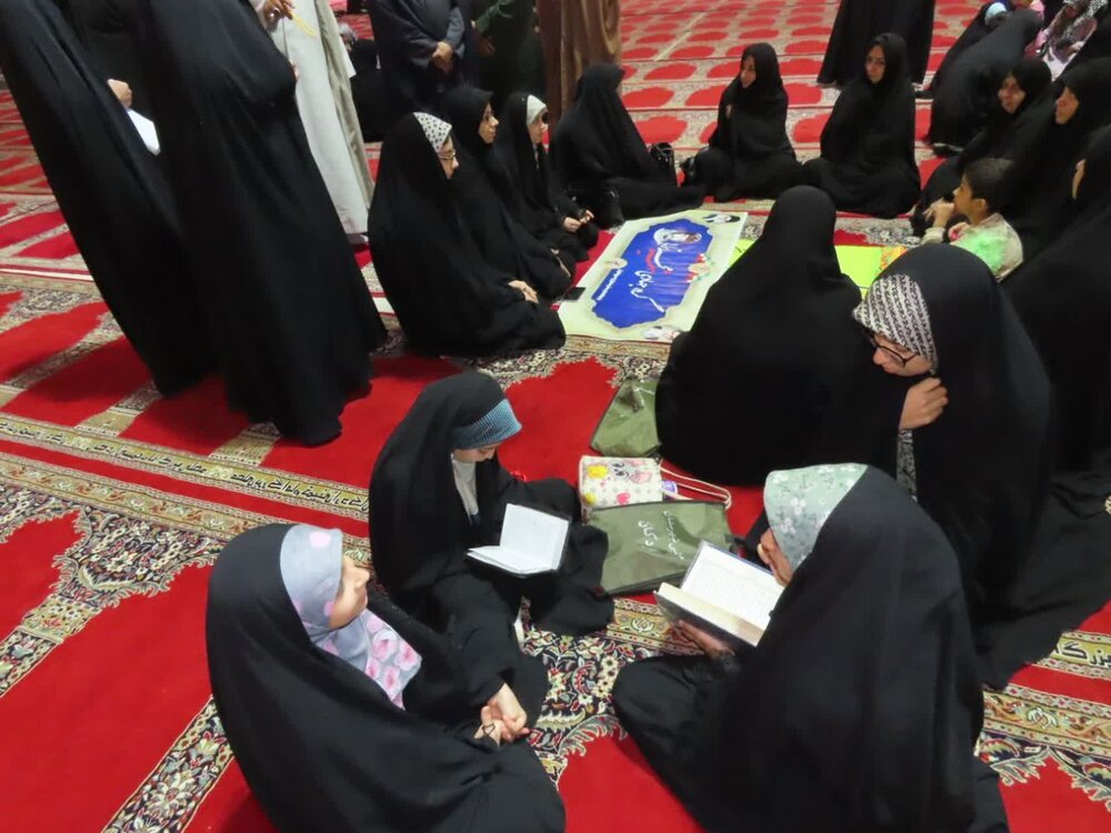 تصاویر/ همایش بزرگ میقات صالحین بسیج اردکان با شعار"ما فاتحان قله ایم" برگزار شد