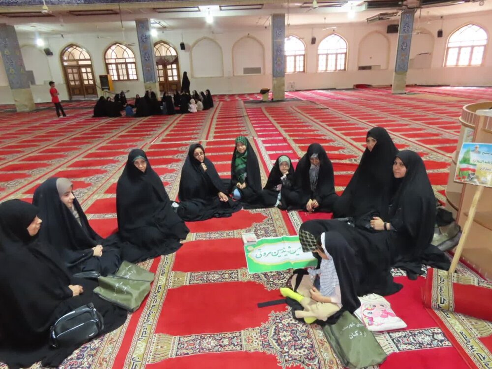 تصاویر/ همایش بزرگ میقات صالحین بسیج اردکان با شعار"ما فاتحان قله ایم" برگزار شد