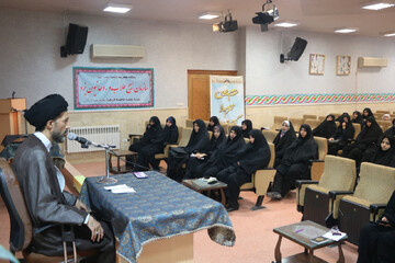 علم و تقوا؛ مسیر طلاب مدرسه فاطمه الزهرا(س) اردکان