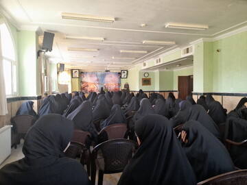 نشست بصیرتی ولایت‌ مداری حلقه اتصال ایمان، عزت و استقامت در سیره شهدا