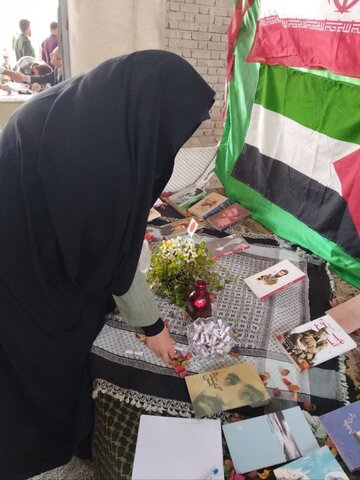 تصاویر/حضور طلاب مدرسه علمیه مهدیه در اولین یادواره ی شهدای روحانی شهرستان خنداب