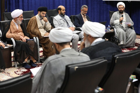 تصاویر/ دیدار مدیر و معاونان حوزه علمیه استان گیلان با آیت الله اعرافی