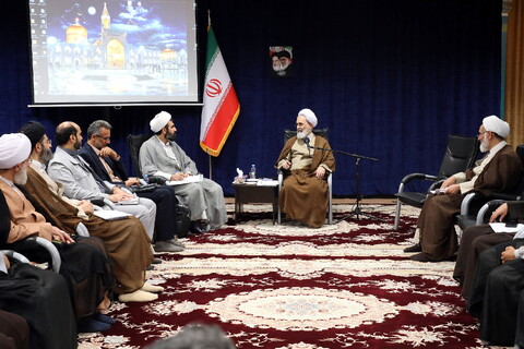 تصاویر/ دیدار مدیر و معاونان حوزه علمیه استان گیلان با آیت الله اعرافی