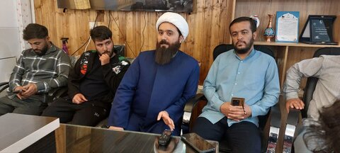 تصاویر/ دیدار تیم فوتسال جهادگران حوزوی حوزه علمیه چهارمحال و بختیاری با مدیر حوزه علمیه استان