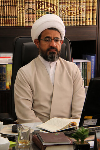 تصاویر/ دیدار تیم فوتسال جهادگران حوزوی حوزه علمیه چهارمحال و بختیاری با مدیر حوزه علمیه استان