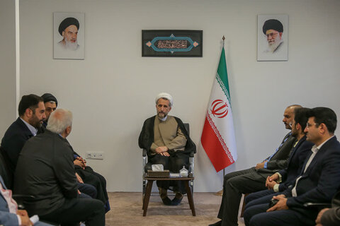 تصاویر / دیدار نماینده ولی فقیه در استان قزوین با نماینده یونسکو