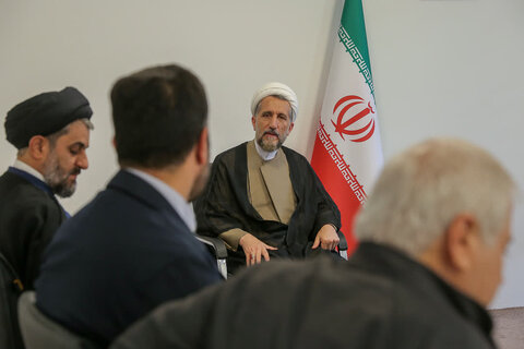 تصاویر / دیدار نماینده ولی فقیه در استان قزوین با نماینده یونسکو