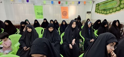 تصاویر/ آیین گرامیداشت هفته دفاع مقدس در مدرسه علمیه خواهران خورموج