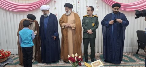 تصاویر/ آیین گرامیداشت هفته دفاع مقدس در مدرسه علمیه خواهران خورموج